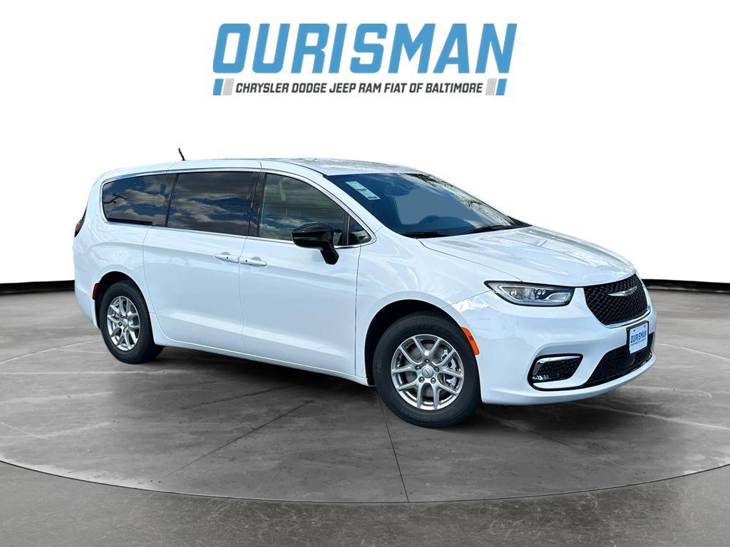 new 2026 Chrysler Pacifica car, priced at $38,078