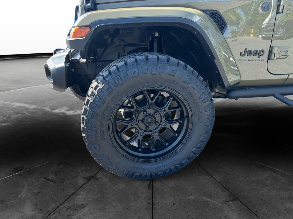 new 2025 Jeep Gladiator car, priced at $44,515
