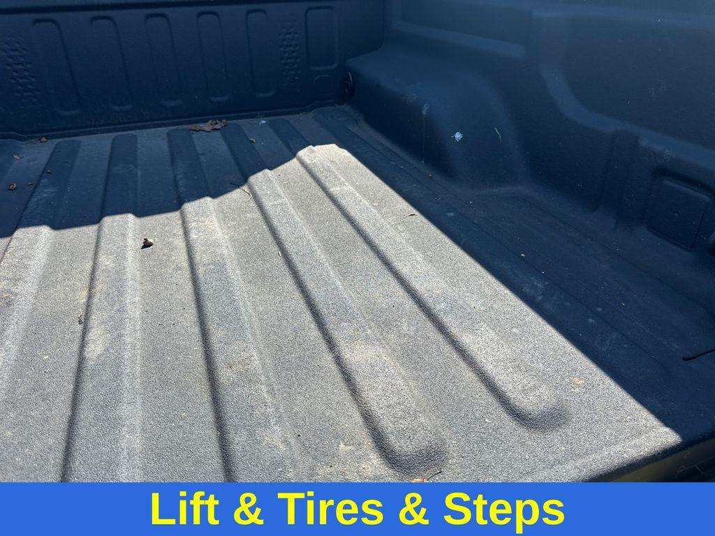 new 2025 Jeep Gladiator car, priced at $42,290