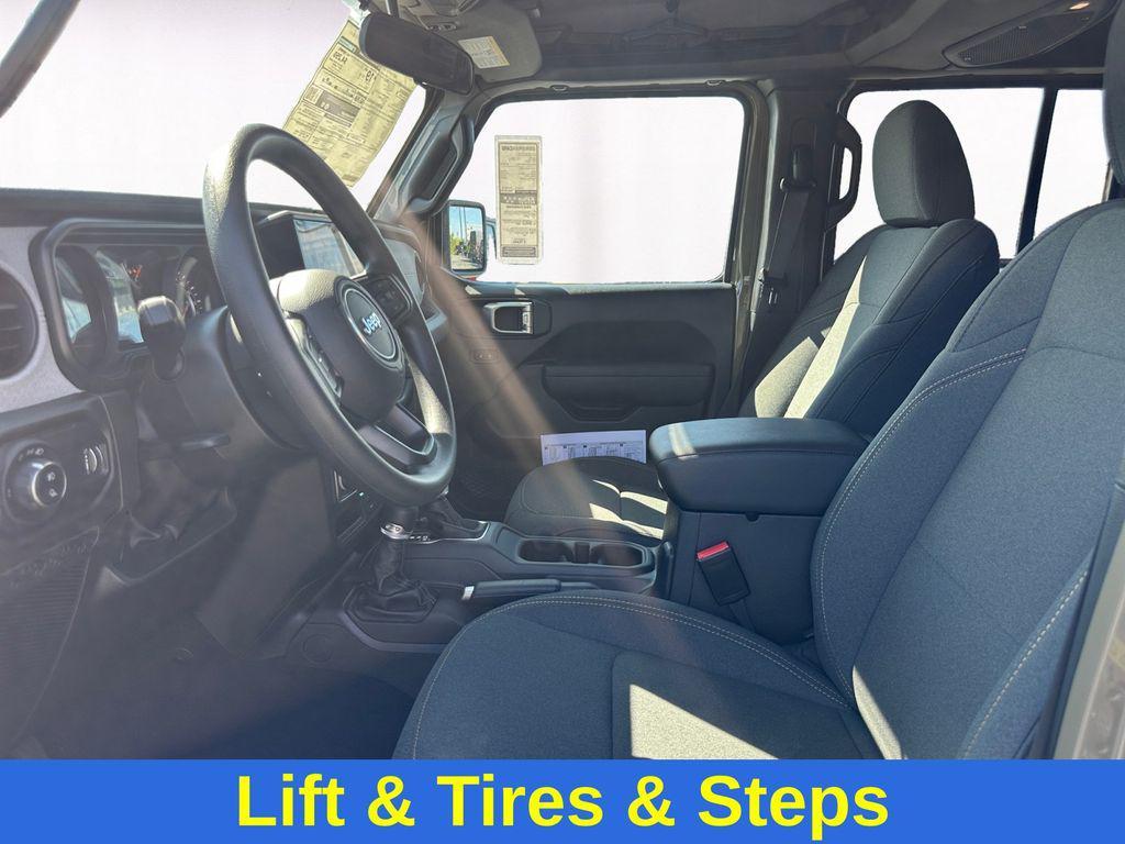 new 2025 Jeep Gladiator car, priced at $42,290