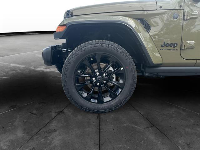 new 2025 Jeep Gladiator car, priced at $35,800
