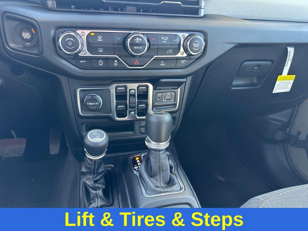 new 2025 Jeep Gladiator car, priced at $42,290