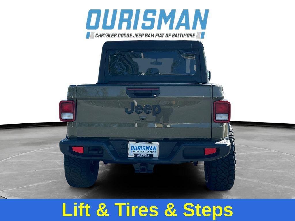 new 2025 Jeep Gladiator car, priced at $42,290