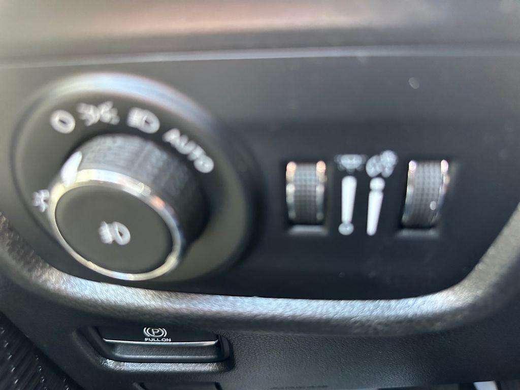 used 2021 Jeep Grand Cherokee L car, priced at $29,840