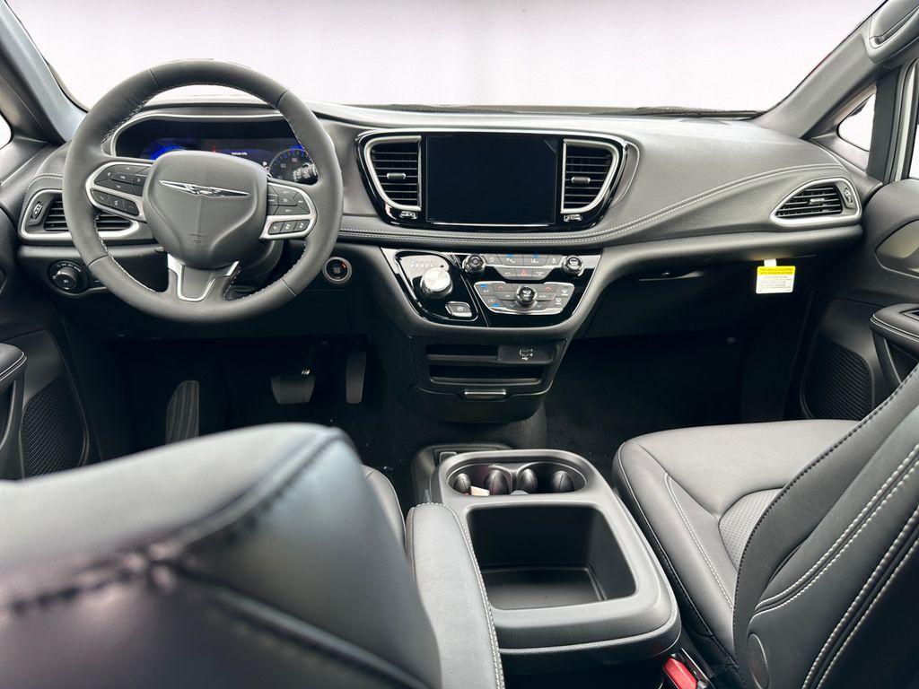 new 2026 Chrysler Pacifica car, priced at $40,302