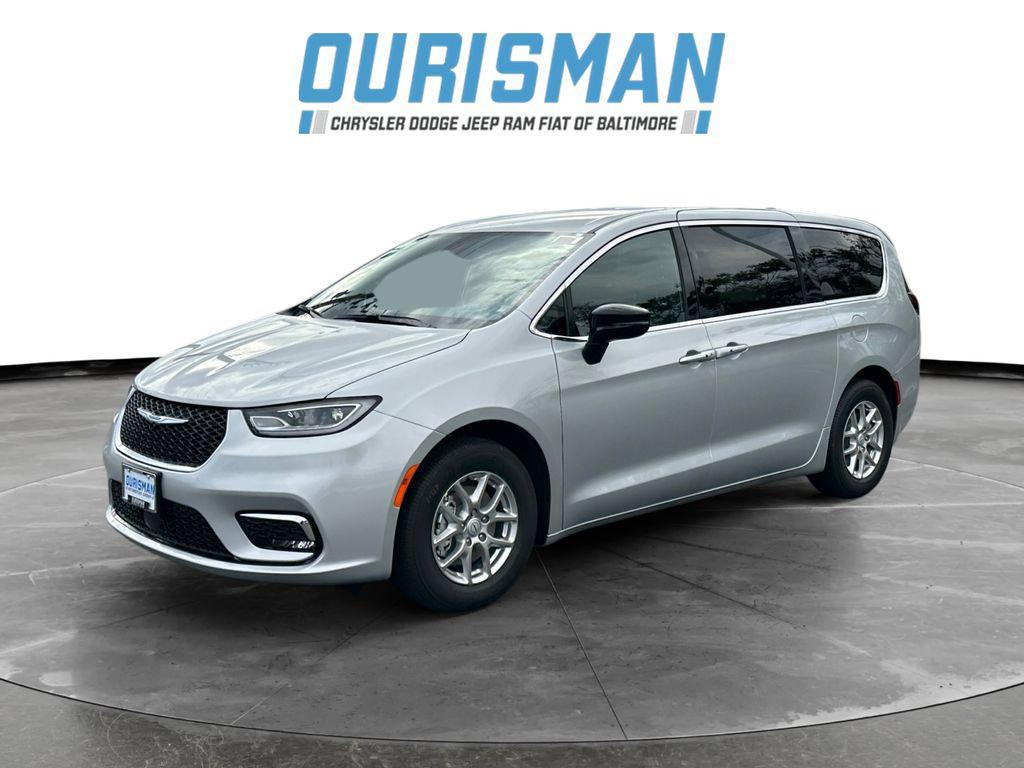 new 2026 Chrysler Pacifica car, priced at $40,302