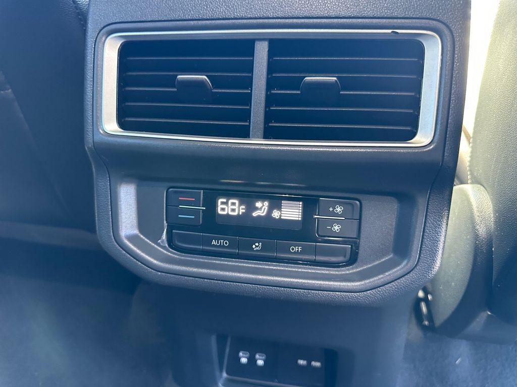 used 2024 Volkswagen Atlas car, priced at $28,100
