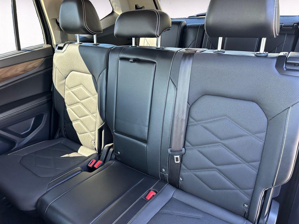 used 2024 Volkswagen Atlas car, priced at $28,100