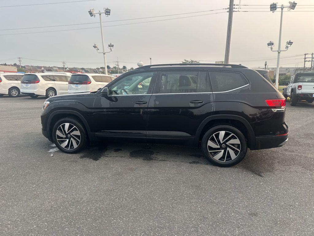 used 2024 Volkswagen Atlas car, priced at $35,378