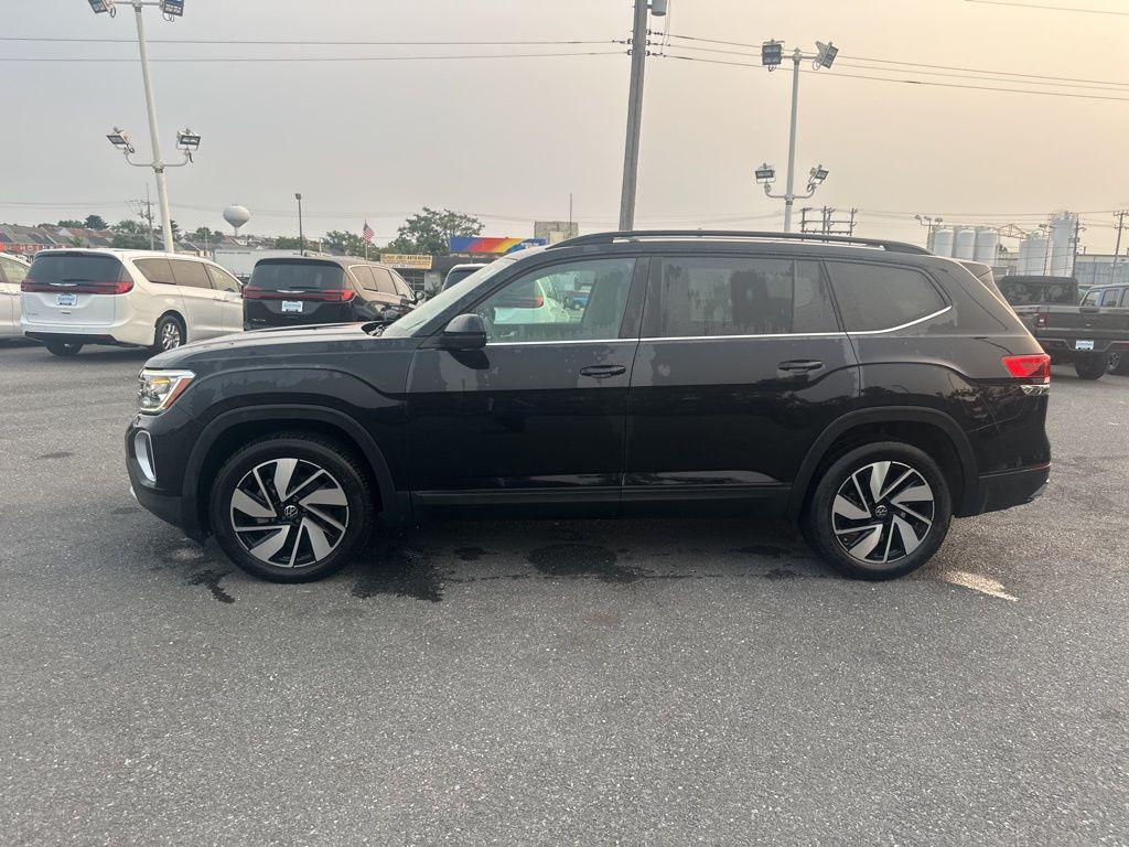 used 2024 Volkswagen Atlas car, priced at $35,378