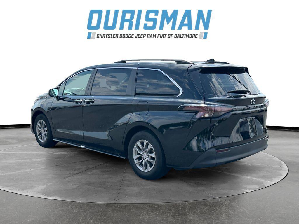 used 2023 Toyota Sienna car, priced at $35,100