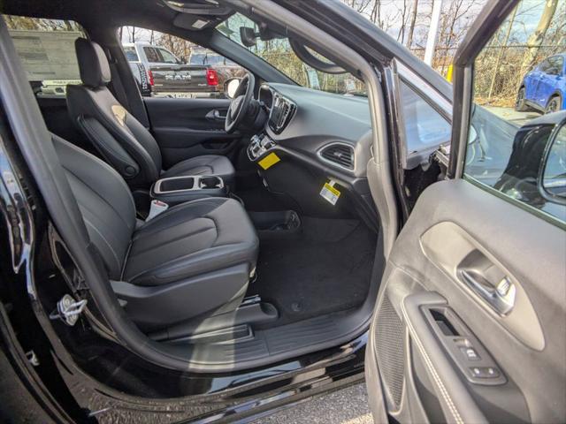 new 2025 Chrysler Voyager car, priced at $37,190