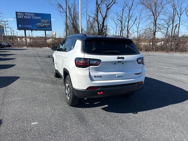 used 2022 Jeep Compass car, priced at $20,000