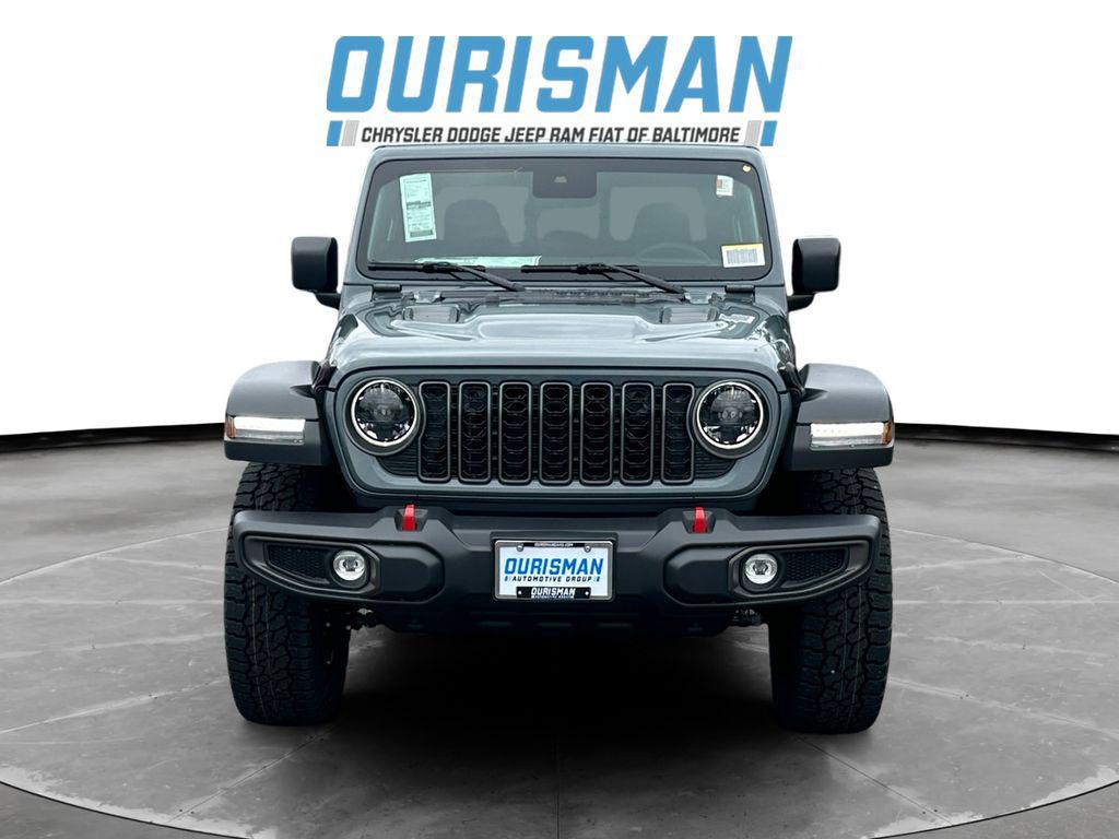 new 2025 Jeep Gladiator car, priced at $44,574