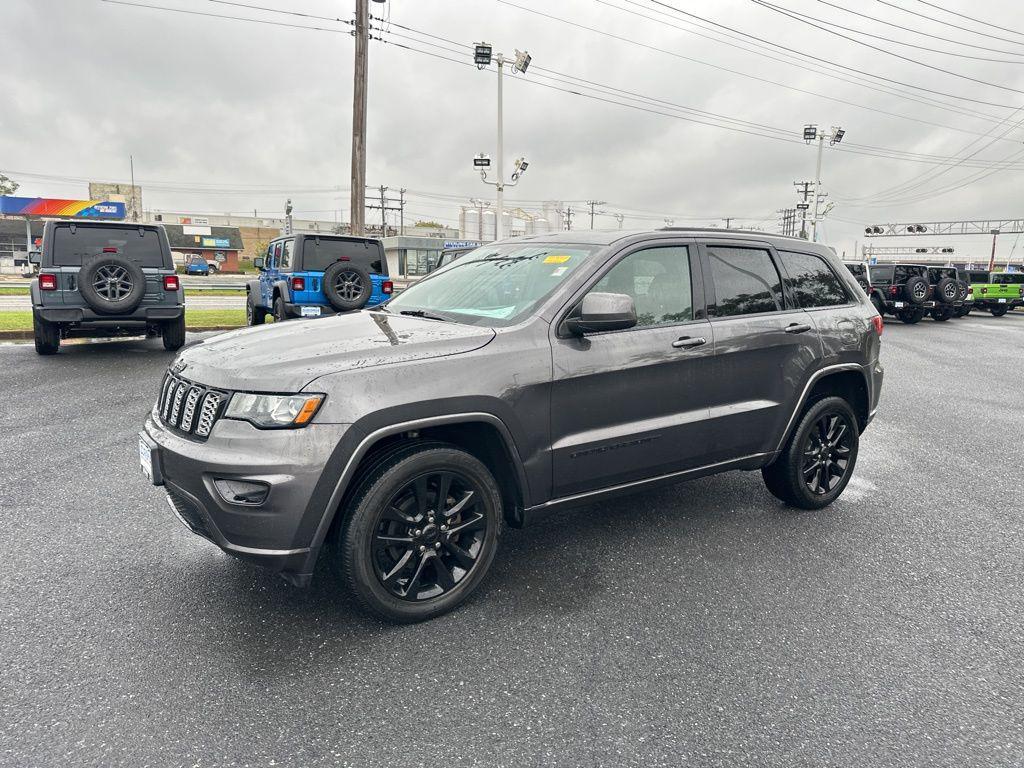 used 2018 Jeep Grand Cherokee car, priced at $19,500