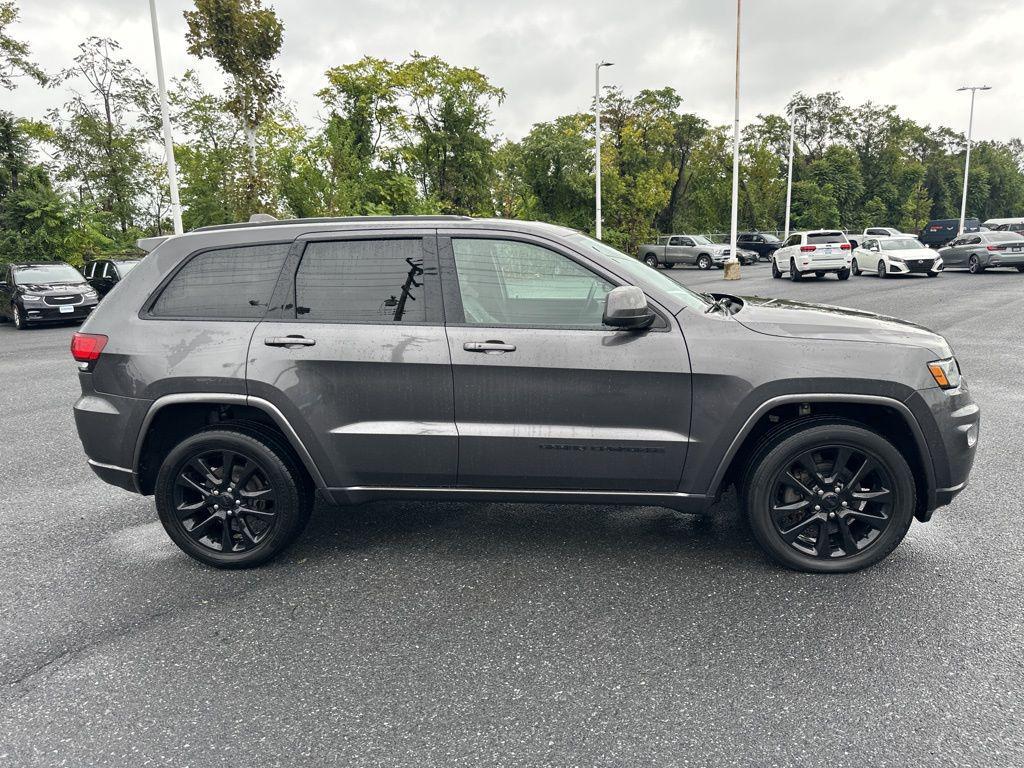 used 2018 Jeep Grand Cherokee car, priced at $19,500