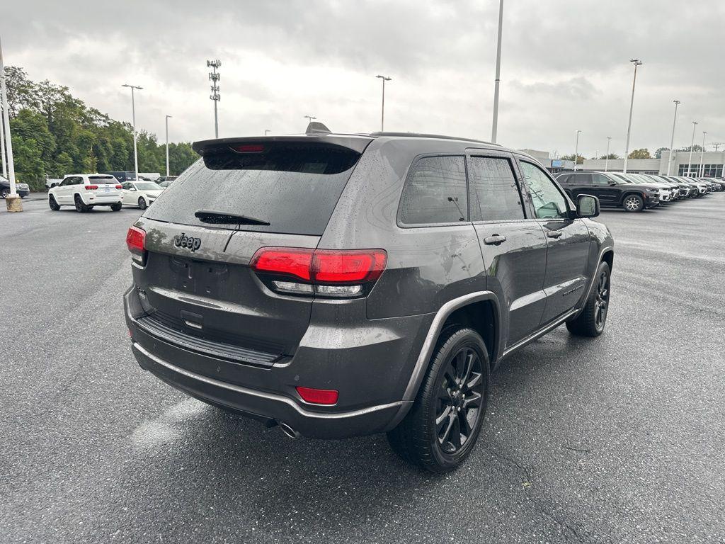 used 2018 Jeep Grand Cherokee car, priced at $19,500