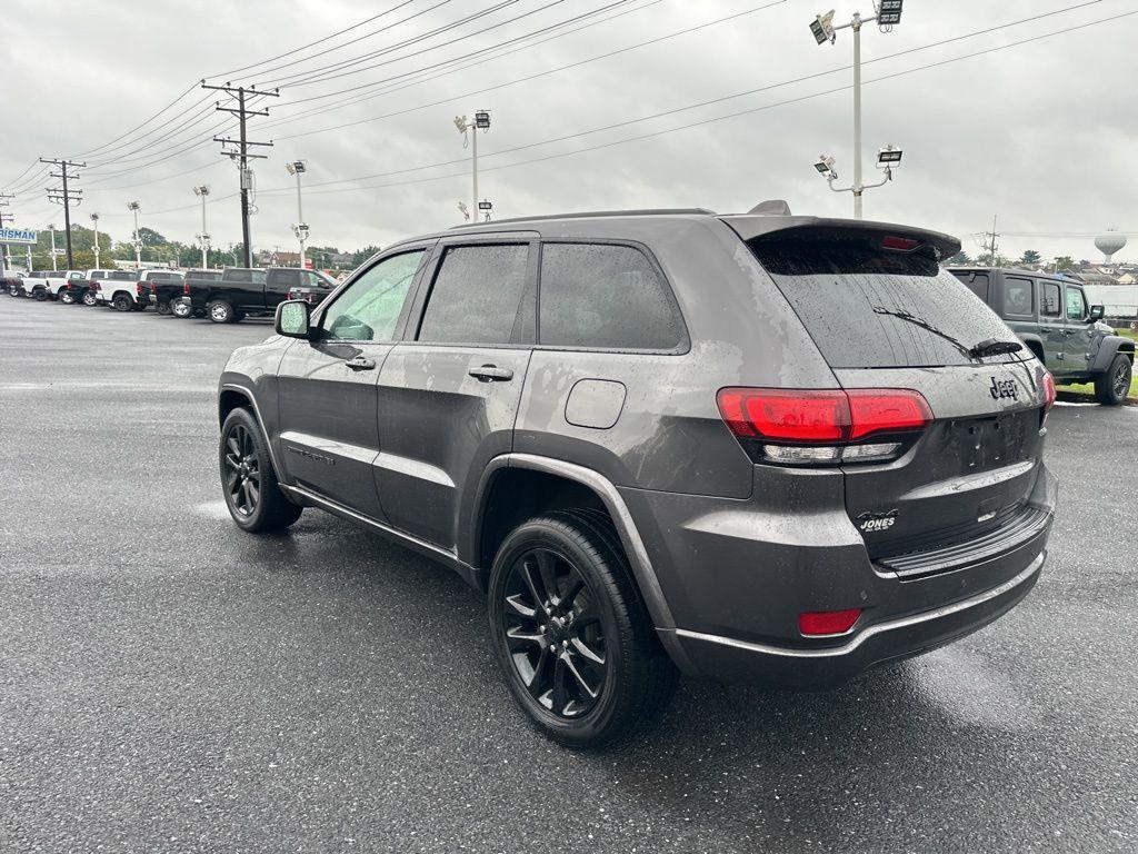 used 2018 Jeep Grand Cherokee car, priced at $19,500
