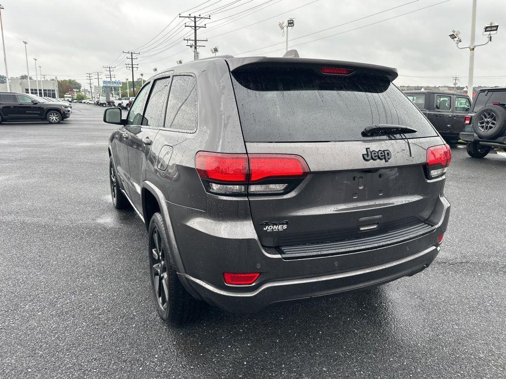 used 2018 Jeep Grand Cherokee car, priced at $19,500