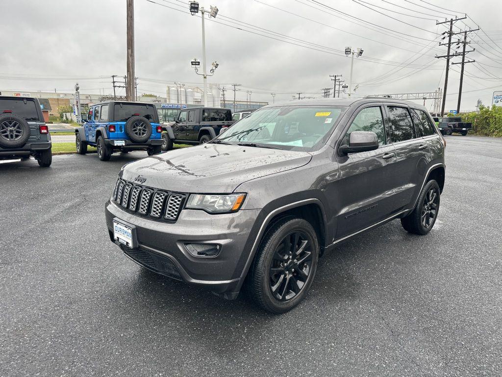 used 2018 Jeep Grand Cherokee car, priced at $19,500