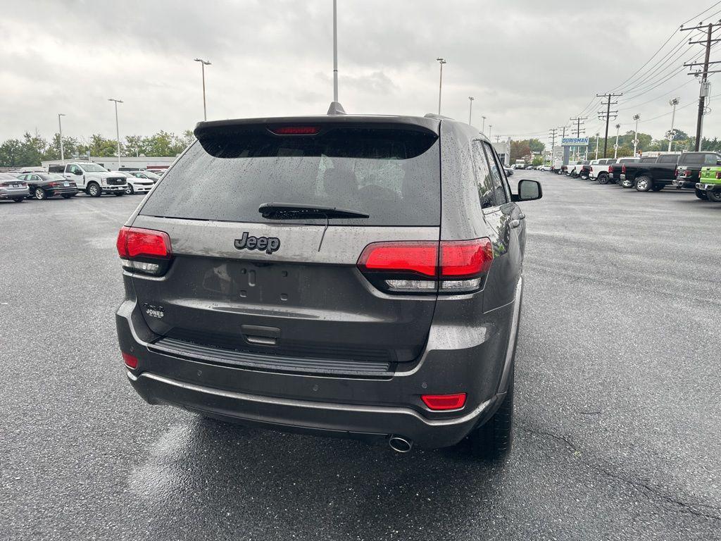 used 2018 Jeep Grand Cherokee car, priced at $19,500