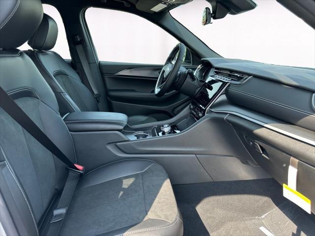 new 2025 Jeep Grand Cherokee L car, priced at $36,717