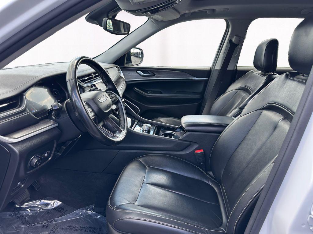 used 2022 Jeep Grand Cherokee car, priced at $28,195