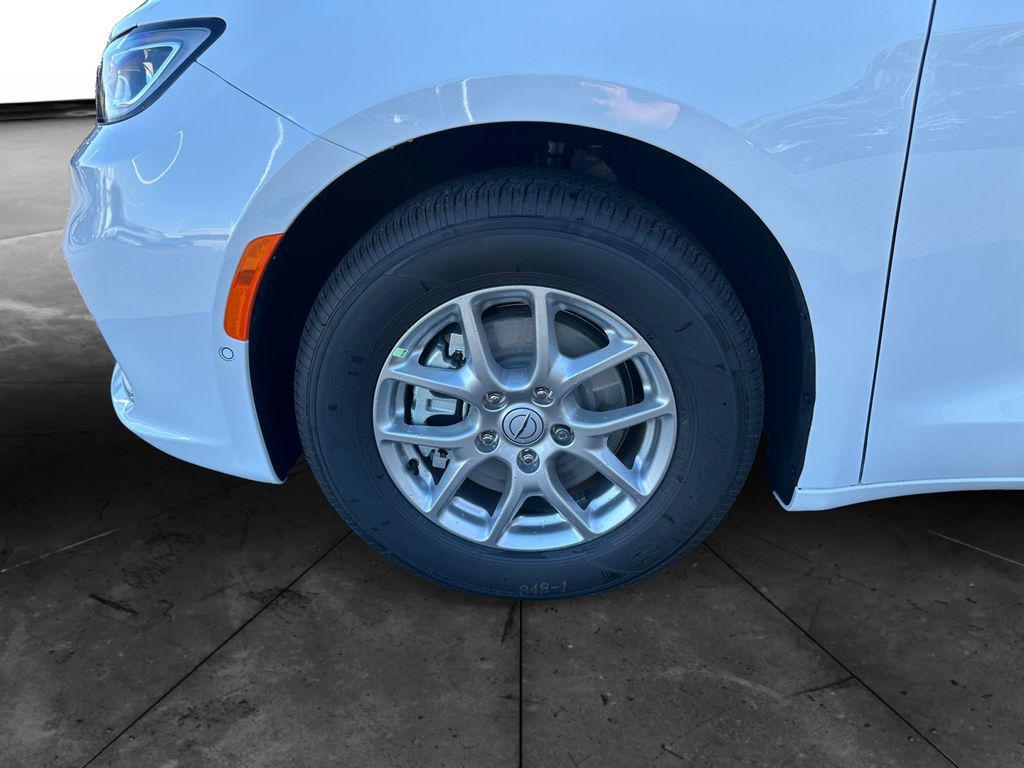 new 2026 Chrysler Pacifica car, priced at $38,046