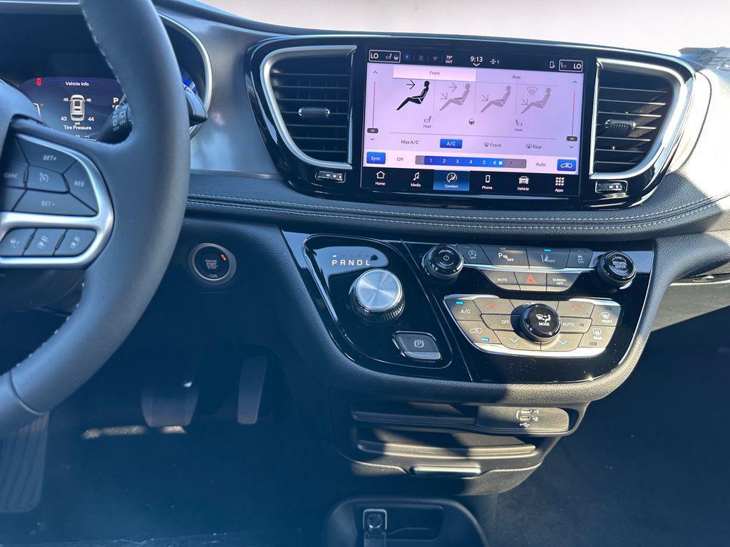 new 2026 Chrysler Pacifica car, priced at $38,046