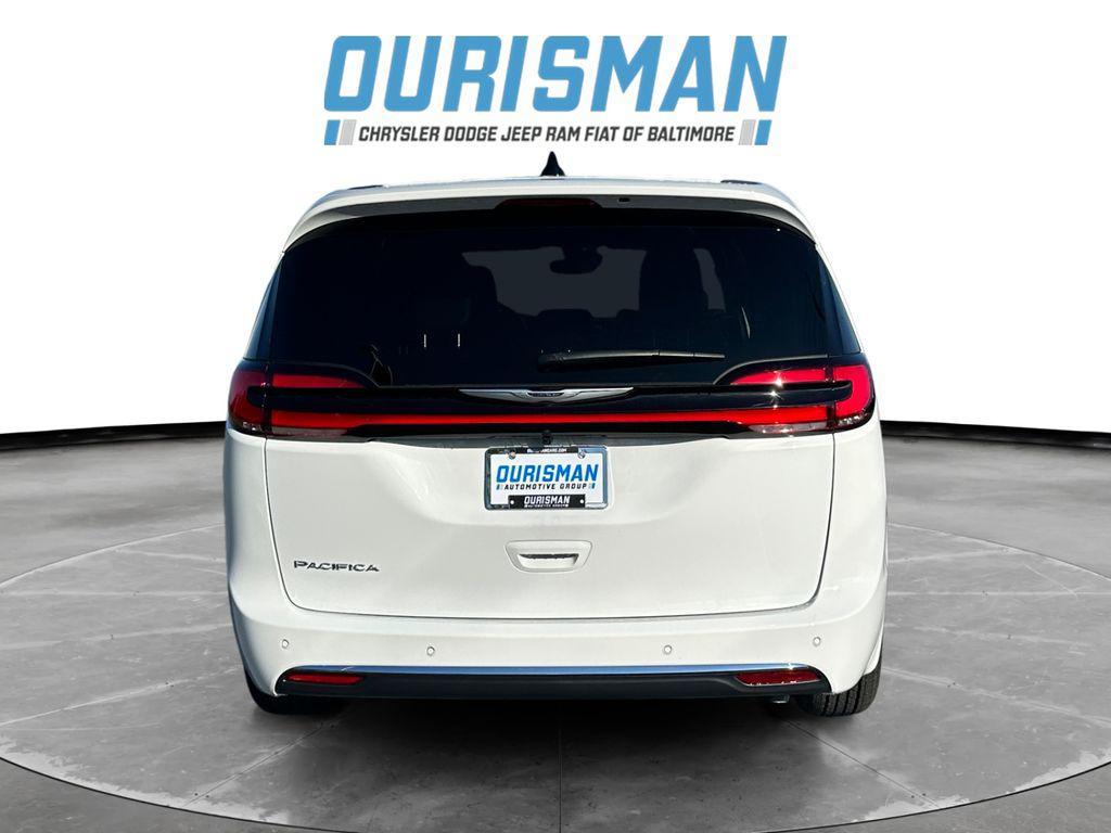 new 2026 Chrysler Pacifica car, priced at $38,046