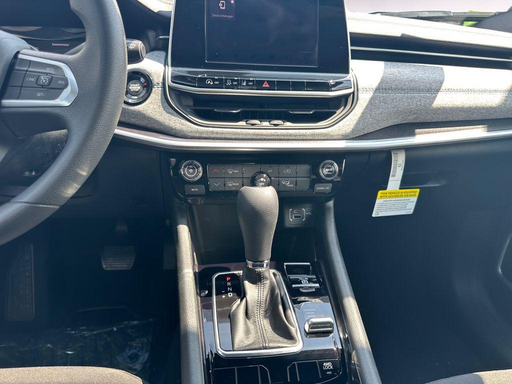 new 2025 Jeep Compass car, priced at $25,061