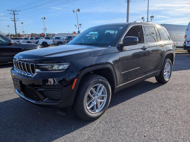 new 2025 Jeep Grand Cherokee car, priced at $34,051