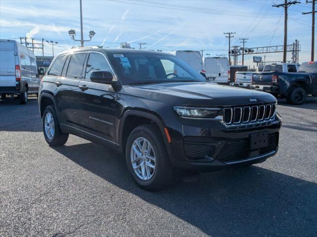 new 2025 Jeep Grand Cherokee car, priced at $34,051