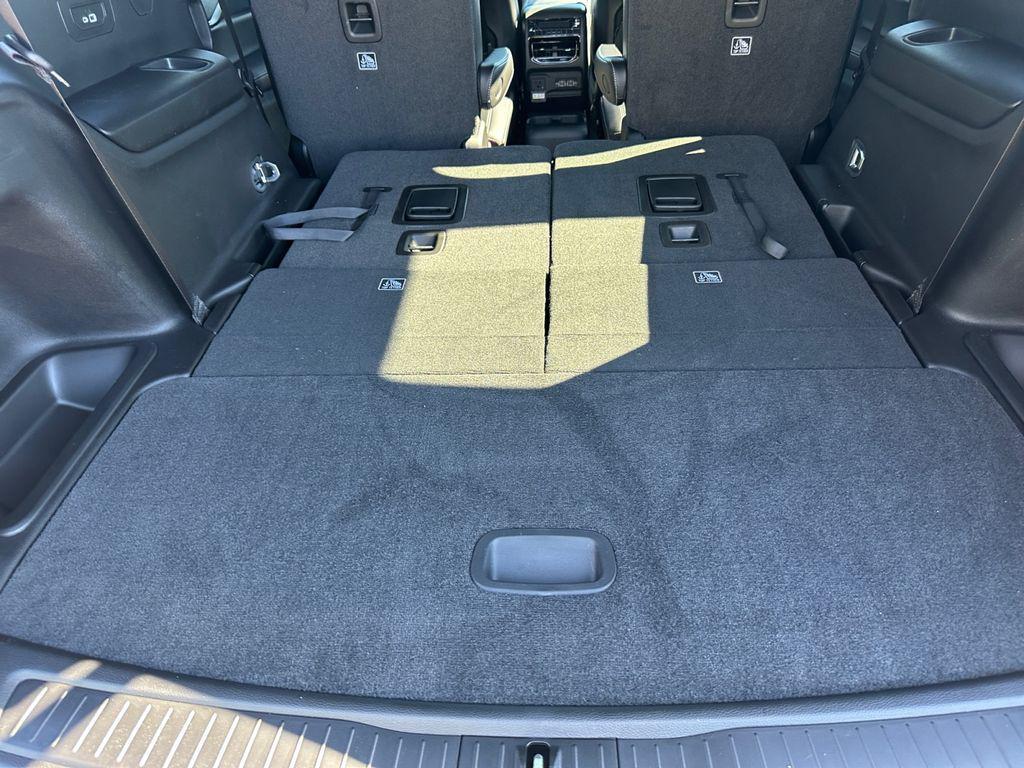 new 2025 Jeep Grand Cherokee L car, priced at $41,979