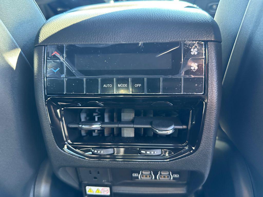 new 2025 Jeep Grand Cherokee L car, priced at $41,979
