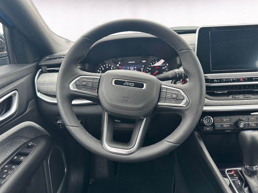 new 2025 Jeep Compass car, priced at $25,531