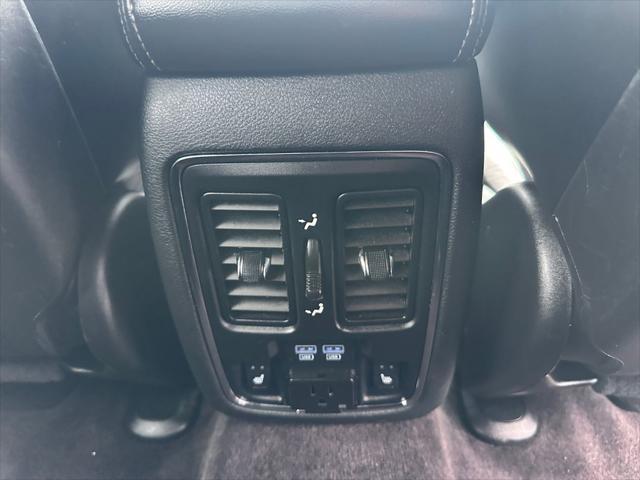 used 2016 Jeep Grand Cherokee car, priced at $15,300