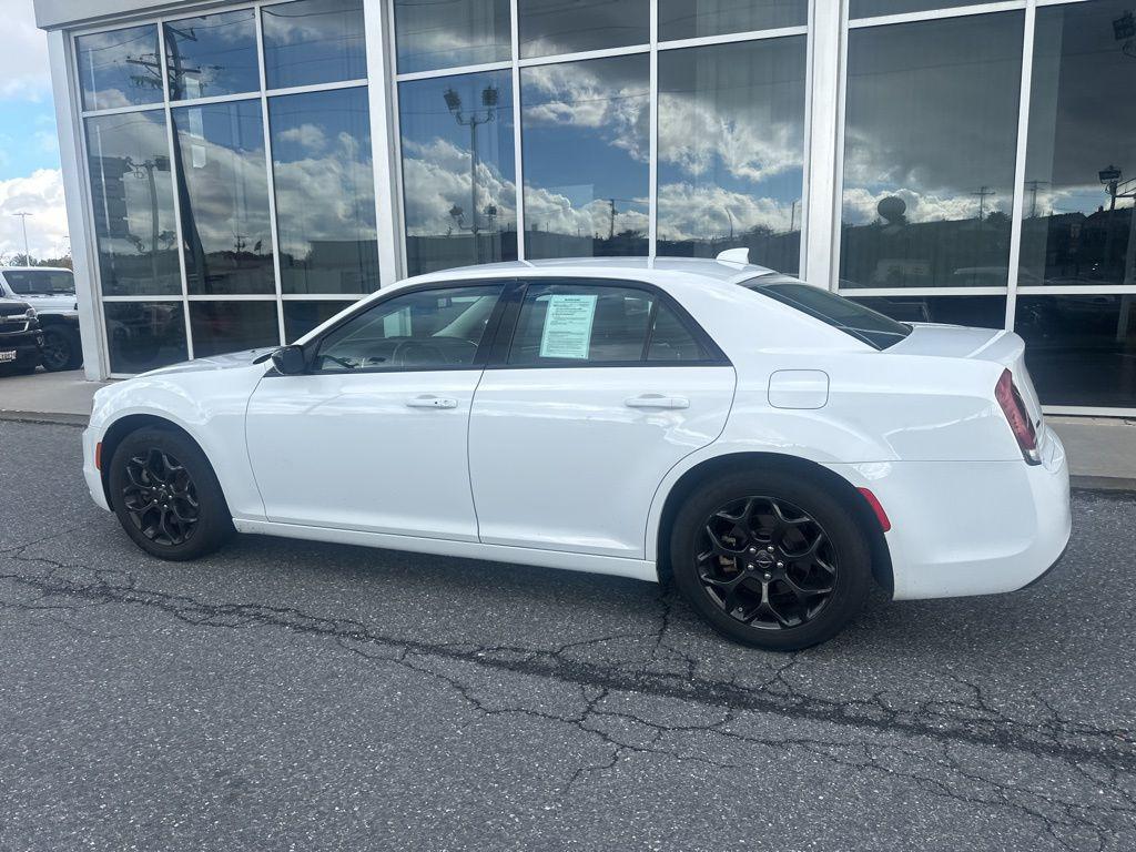 used 2022 Chrysler 300 car, priced at $25,079