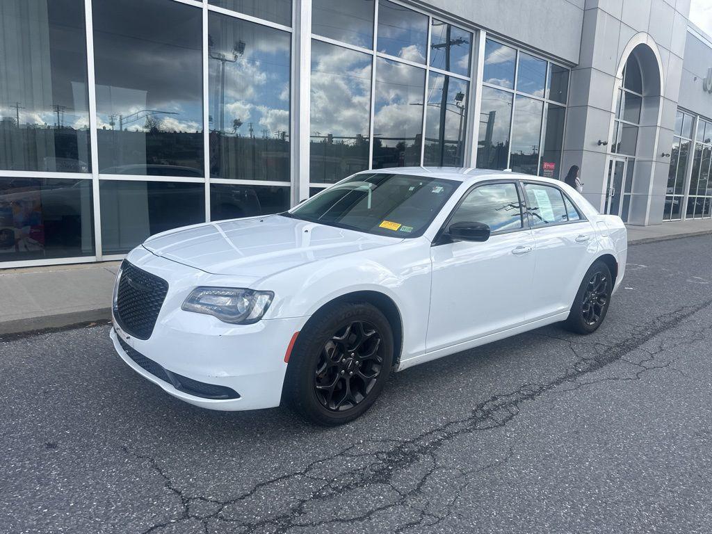 used 2022 Chrysler 300 car, priced at $25,079
