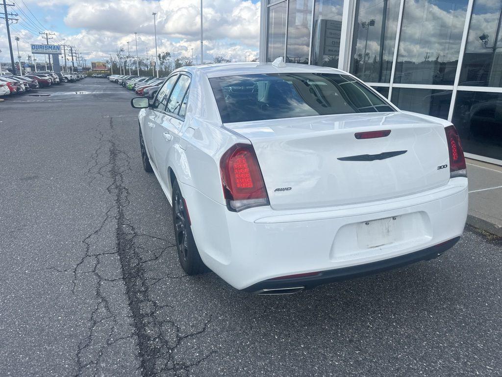 used 2022 Chrysler 300 car, priced at $25,079