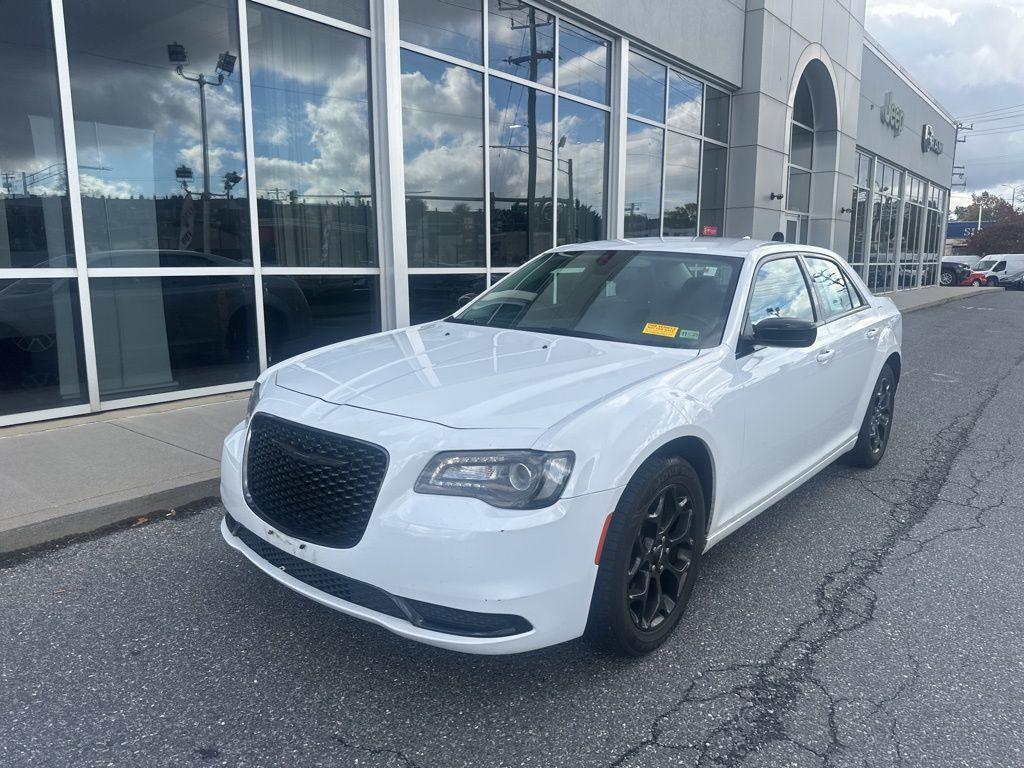 used 2022 Chrysler 300 car, priced at $25,079
