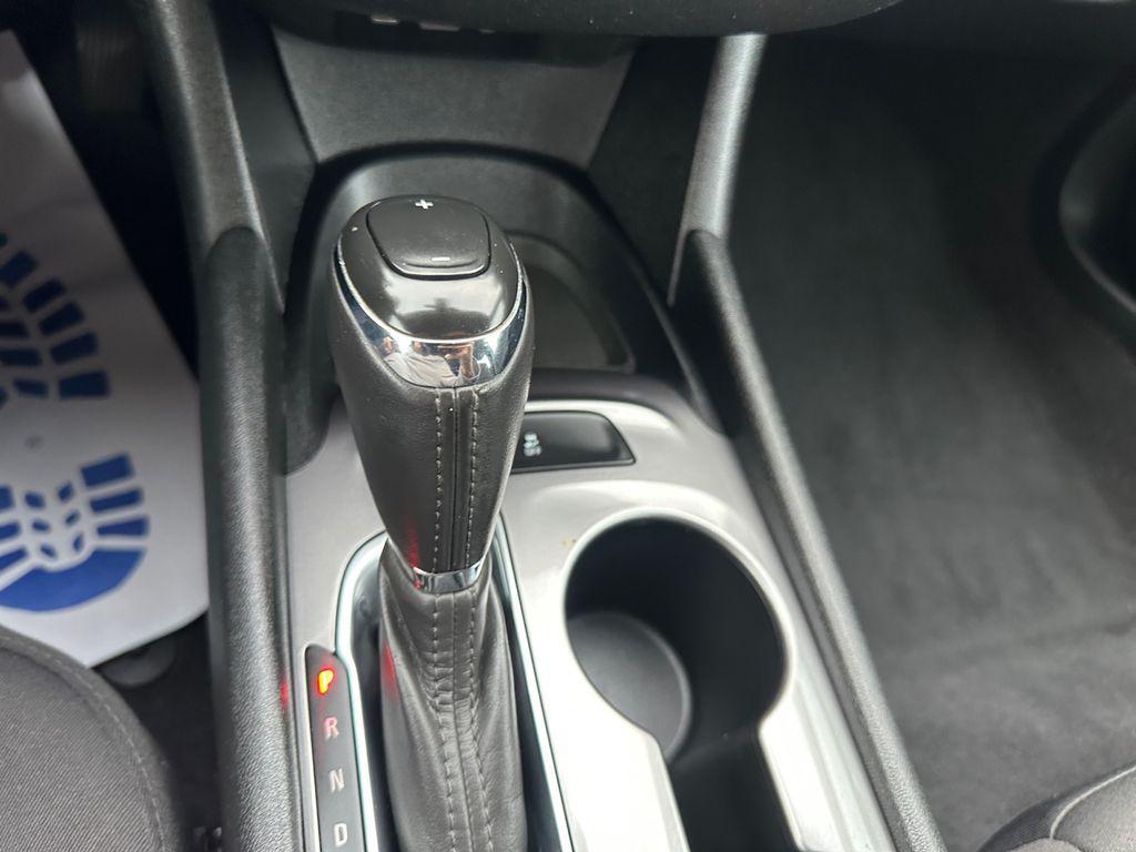 used 2020 Chevrolet Malibu car, priced at $14,000