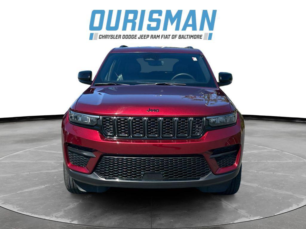 used 2024 Jeep Grand Cherokee car, priced at $31,000