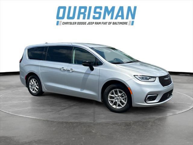 used 2024 Chrysler Pacifica car, priced at $30,500