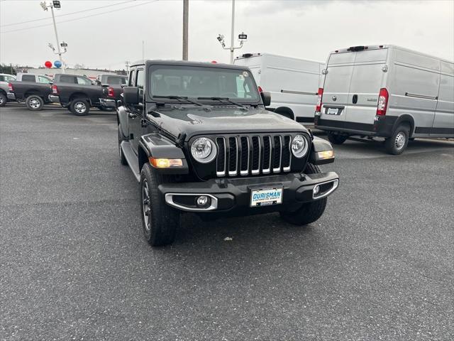 used 2022 Jeep Gladiator car, priced at $35,000