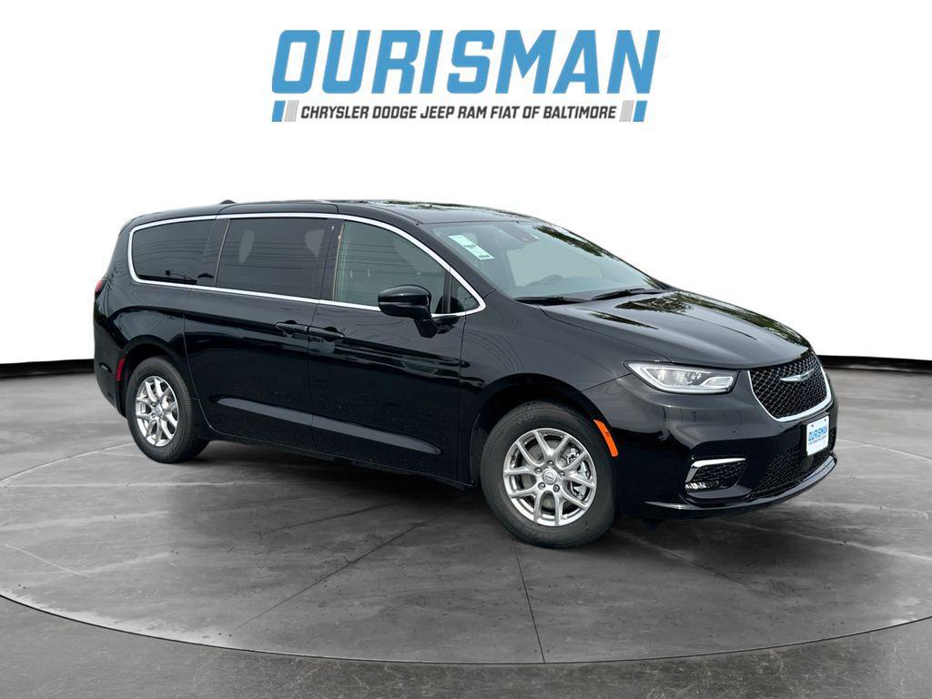 new 2026 Chrysler Pacifica car, priced at $39,340