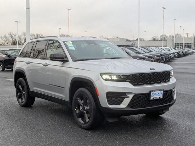 new 2025 Jeep Grand Cherokee car, priced at $40,108