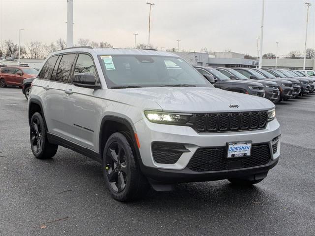 new 2025 Jeep Grand Cherokee car, priced at $40,108