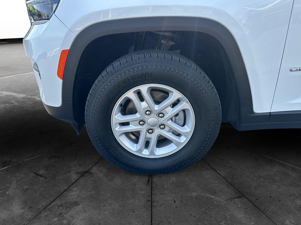 used 2023 Jeep Grand Cherokee car, priced at $23,000