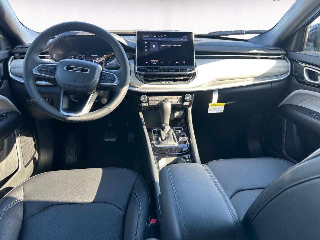 new 2026 Jeep Compass car, priced at $27,684